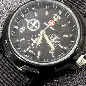 新品未使用 スイス軍時計 防水 黒 Swiss Army 軍用時計の画像2