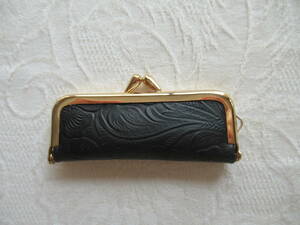  handmade real leather made seal case ( seal inserting ) black flower. type pushed .