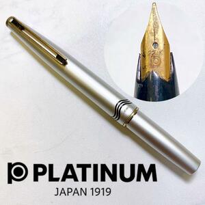 2701 PLATINUM プラチナ 万年筆 ペン先22K 本体シルバーカラー