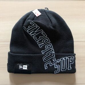 シュプリーム　New Era Multi Arc Beanie　黒