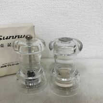 レア！！【未使用品】日産Sunny /ニッサンサニー　　　　発売記念　塩　胡椒　スパイス入れ　ソルト　ペッパーミル　ノベルティ　当時物_画像2