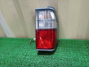  Nissan Vanette SS88HN 1997 year tail light right shipping size [M] NSP08525*