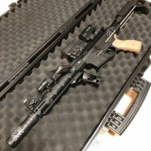 Wolverine Airsoft MTW FORGED EDITION / 電磁弁カスタム/苺屋/実物ホロサイト、マグニファイヤー付属