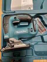 未使用　makita マキタJV182D 18v充電式ジグソー マキタ 電動工具 ブレード付き　充電器付き　_画像1