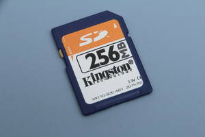 256MB SDカード Kingston