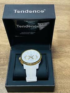 美品　Tendence　テンデンス　腕時計　白 5万円程度