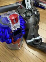  【ジャンク品】ダイソン サイクロンキャニスター掃除機 dyson boll fluffy_画像2