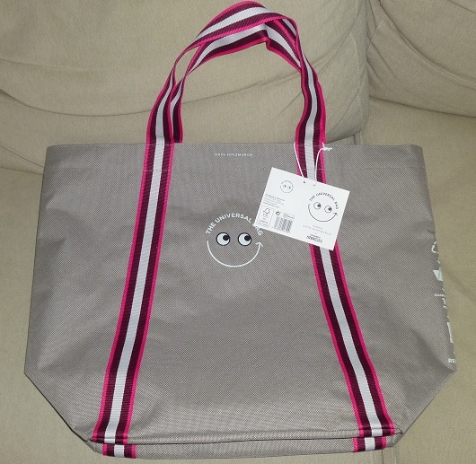 Yahoo!オークション - ANYA HINDMARCH|アニヤ・ハインドマーチの中古