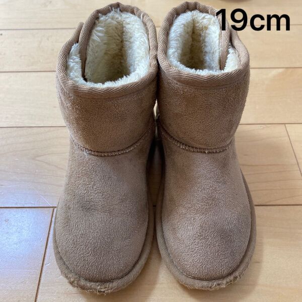 ビーデアール ブーツ 19cm ベージュ キャメル ムートン風