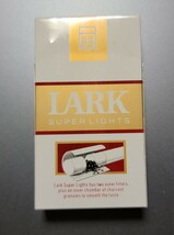 タバコ　サンプル　見本　模型　LARK ラーク　スーパーライト　_画像4