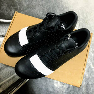 新品 Rapha Classic Shoes サイズ42 (JP 27cm) ラファ クラシック シューズ SPD-SL 3穴 カーボンソール