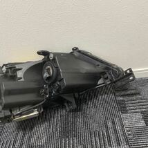 中古 三菱 CW5W アウトランダー 純正 左 助手席 HID キセノン ヘッドライトSTANLEY P5585 バーナー バラスト付き_画像9