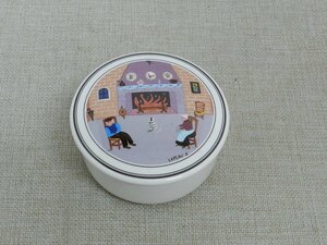 Villeroy＆Boch　蓋つき小物入　1点　LAPLAU5　暖炉　猫　編み物　ビレロイボッホ　ボンボニエール　キャンディーポット