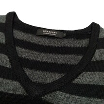 バーバリーブラックレーベル■エンブレムロゴワッペン ホース刺繍 ボーダー柄 Vネックニット 3(L) BURBERRY BLACK LABEL■ _画像2