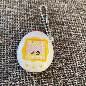 いちごっち　たまごっち　ミニチュアチャームコレクション３　バンダイ　ガチャ カプセルトイ BANDAI tamagotchi