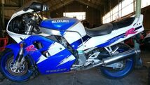 スズキGSXR1100W GU75A　書付きレストア済み走行可能_画像3