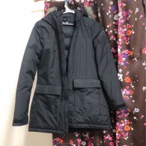 アディダス ダウンジャケット s