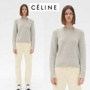 CELINE　フィービーファイロの名作のアイコニックカシミヤニット　ソフトカシミヤの柔らかい着心地が素晴らしい　ライトグレー　富岡佳子