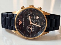 1円スタート☆EMPORIO ARMANI エンポリオ・アルマーニ 紳士用高級腕時計【AR5905】ブラックラバー メンズモデル 純正ブレス_画像2