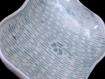 fbol-E650mS　古伊万里　型刷印判　雨降りに花の図　変形皿　江戸期_画像8