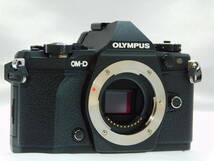 ■極上品■ OLYMPUS オリンパス OM-D E-M5 MarkII ボディ ☆シャッター回数わずか 約 6,195回！ ＃7399_画像4