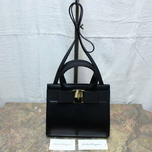 Salvatore Ferragamo VARA LEATHER 2WAY SHOULDER BAG MADE IN ITALY/サルヴァトーレフェラガモヴァラレザー2wayショルダーバッグ