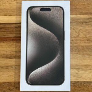 【新品未開封】iPhone 15 Pro 256GB ナチュラルチタニウム SIMフリー Apple ロック解除