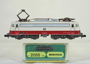 MINITRIX #2055 ＤＢ （旧西ドイツ国鉄） １１２型電気機関車　（ワインレッド／ベージュ）