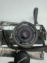 8h25 必見! OLYMPUS オリンパス OM-2 シルバー ボディ/ 1:3.5 f=28mm 1:1.8 f=50mm 1:4 f=75-150mm レンズ 中古 現状品 フィルムカメラ _画像4