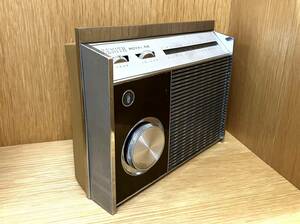 米国ゼニス ロイヤル68L【整備済】9石携帯ラジオ 1968年製 Restored, Zenith USA R68L ９Tr portable radio, made 1968, works complete!