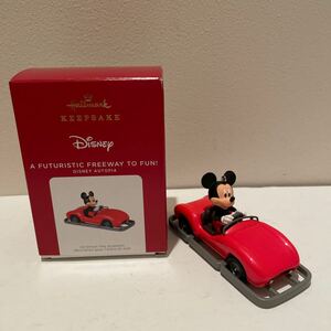 ホールマーク Hallmark クリスマスオーナメント 飾り ディズニー ミッキーマウス DISNEY AUTOPIA 2021年