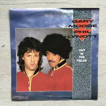 GARY MOORE AND PHIL LYNOTT OUT IN THE FIELDS オーストラリア盤　PROMO_画像1