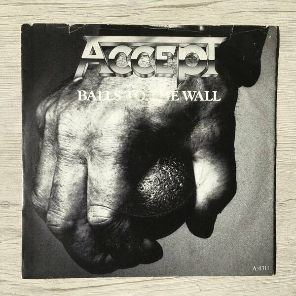 ACCEPT BALLS TO THE WALL UK盤