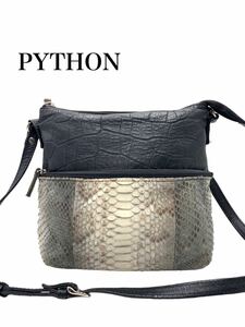 ●新品同様●極上●PYTHON●パイソン●クロコダイル●ブランド●ブラック●ショルダーバッグ●バッグ●メンズ●レディース●お洒落●GA065