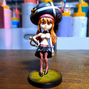 ナミ　リペイント/ワンピース/ワールドコレクタブルフィギュア/ワーコレ/WCF/カスタムペイント/リメイク/ONEPIECE figure