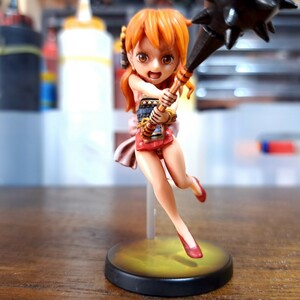 ナミ　リペイント/ワンピース/ワールドコレクタブルフィギュア/ワーコレ/WCF/カスタムペイント/リメイク/ONEPIECE figure