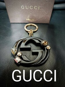 良品　GUCCI　グッチ　キーホルダー　キーケース　キーリング　スマートキー　ラインストーン　デカロゴ　箱付き　Italy製　