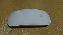 Ω Apple アップル Magic Mouse マジックマウス ワイヤレスマウス A1296 Bluetooth 無線 電池式 超薄型軽量 パソコン 周辺機器_画像3