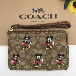 DISNEY X COACH コラボ ★大人気★ コーナージップリストレット シグネチャージャカード ミッキーマウス プリント CN033 B4R3U 新品