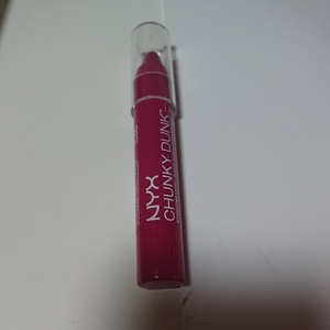 NYX チャンキーダンクハイドレイティングリッピー リップカラー 07 BERRY MOJITO