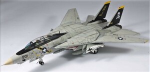 【激レア 未開封】 JSインターナショナル 1/18 グラマン F-14A トムキャット アメリカ海軍 VF-84 ジョリーロジャース (リニューアル版)