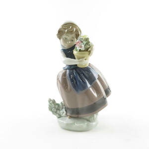 美品 LLADRO リヤドロ 5223 春が来た フィギュリン 置物 花と少女 陶器人形 西洋陶磁 オブジェ SU4531X