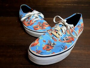 スケーターストリートスタイルVANS×STARWARSコラボハイビスカスヨーダオーセンティック