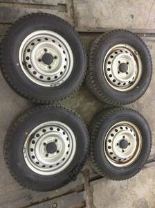 USED 中古 スタッドレスタイヤ スチールホイール145/80R12 DUNLOP WINTERMAXX SV01 2022年製 4本