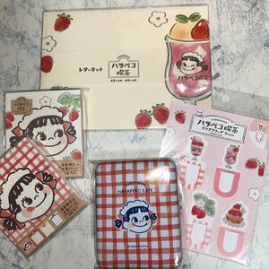 ハラペコ喫茶　ペコちゃん　古川紙工　いちごセット