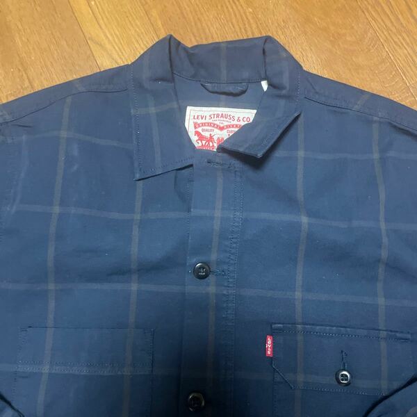 ユーズド♪リーバイス≪LEVI'S≫♪チェック柄　オーバーサイズ/フルボタン長袖ジャケットシャツ♪ネイビー♪USサイズS：日本サイズM程度♪