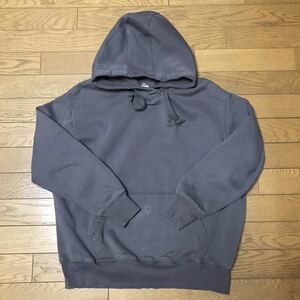 UNDER ARMOUR MEN*S PULLOVER HOODIE size-SM( длина одежды 67 ширина 67) б/у NCNR