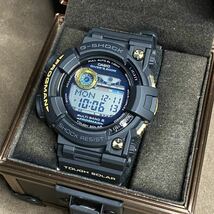 1円～ 中古 CASIO G-SHOCK FROGMAN GWF-1000G-1JR カシオ Gショック フロッグマン 黒金蛙 GWF-1000 電波ソーラー腕時計_画像1