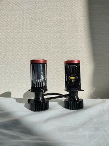 プロジェクター H4 LED Hi/Lo同時点灯可能 カットライン