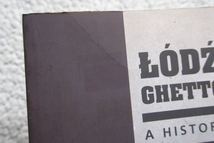 Lodz Ghetto A History (INDIANA) Isaiah Trunk、Translated and edited by Robert Moses Shapiro　洋書_画像2